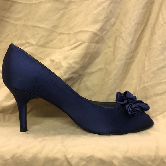 Stuart weitzman size 6 open toe - Picture 5 of 6